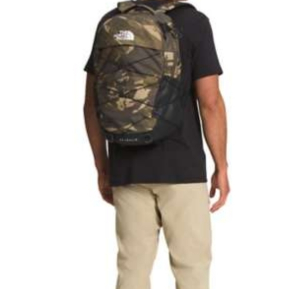 The North Face Borealis Backpack - Picture 3 of 11